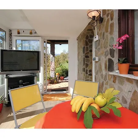 Dom wakacyjny Two-bedroom Holiday In Ob Savinji